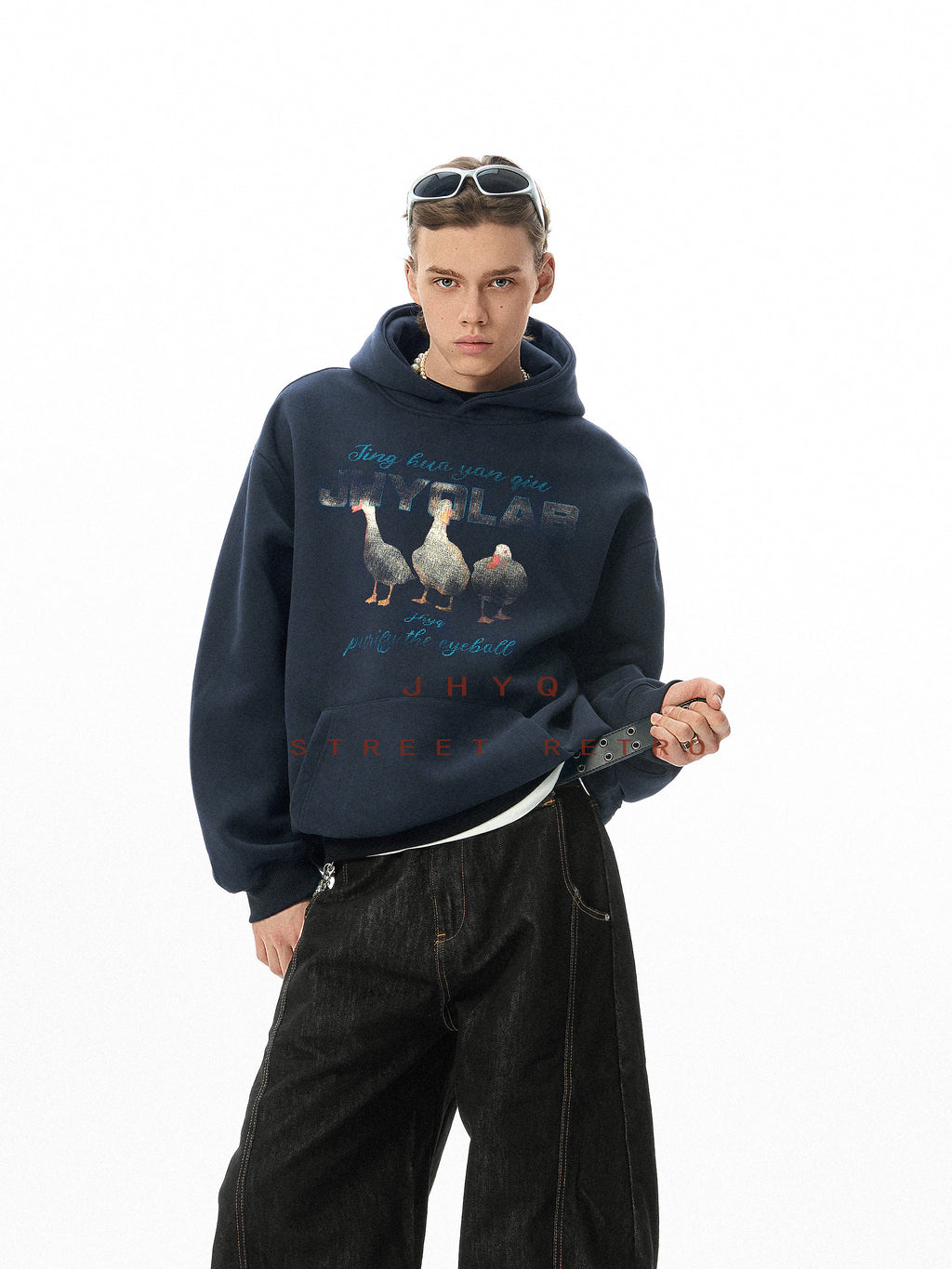 “Good Luck” Duck Hoodie – Oversized Streetwear Couple Style in a Relaxed American Cut