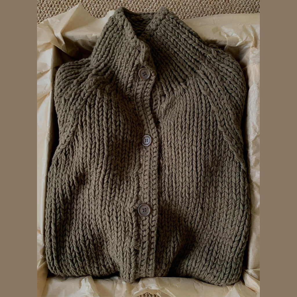 Retro Mustard Green Cable-Knit Half-Turtleneck Cardigan – High-Grade Cozy Luxe for Women