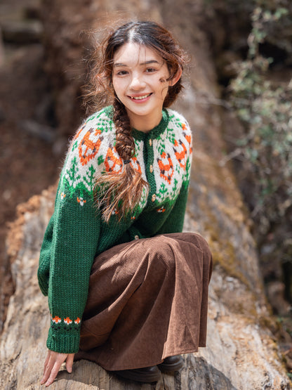 Nordic Forest Fox Chunky Knit Wool Cardigan – Handmade Iceland Style (Women)