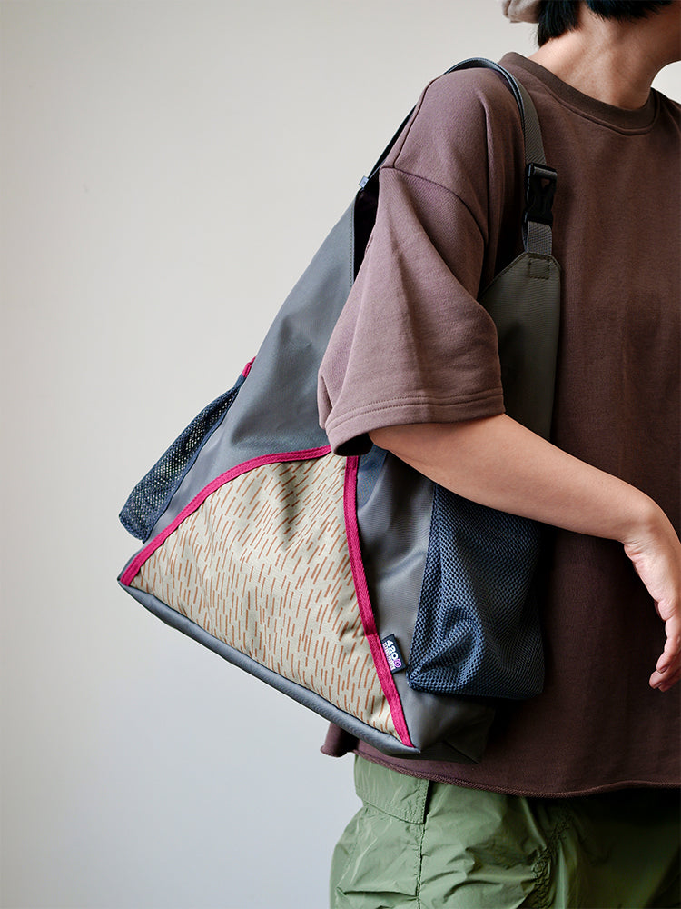 Original 2024 New Fashion Mountain Style Single Shoulder Bag Unisex Large Capacity Fashion Crossbody Bag