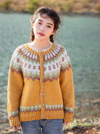 Handmade Iceland-Style Chunky Wool Cardigan – Forest Turmeric Nordic Retro (Women)