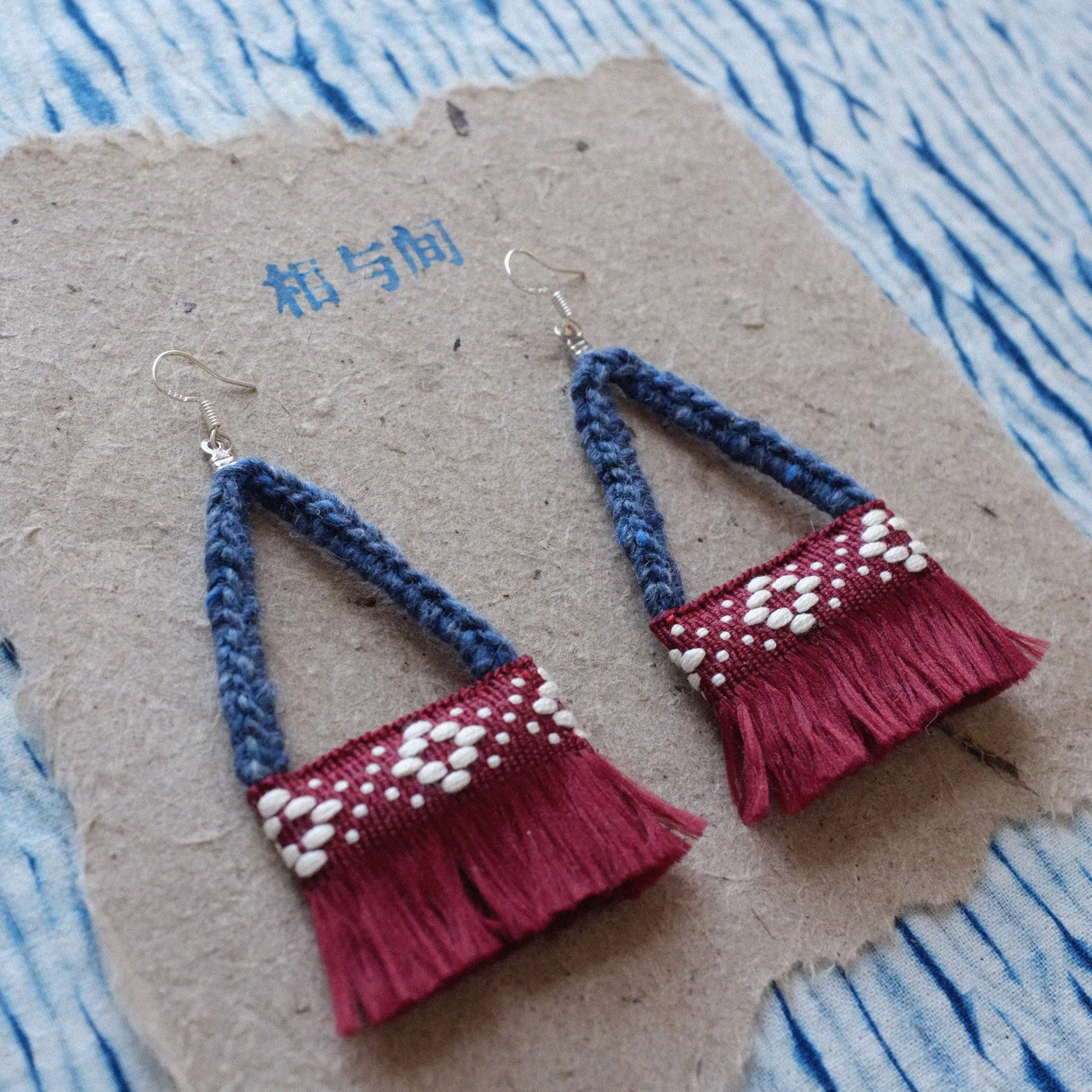 Original Earrings Niche Design Sense High-end Unique Color-blocking Handmade Crochet Silver Ear Studs