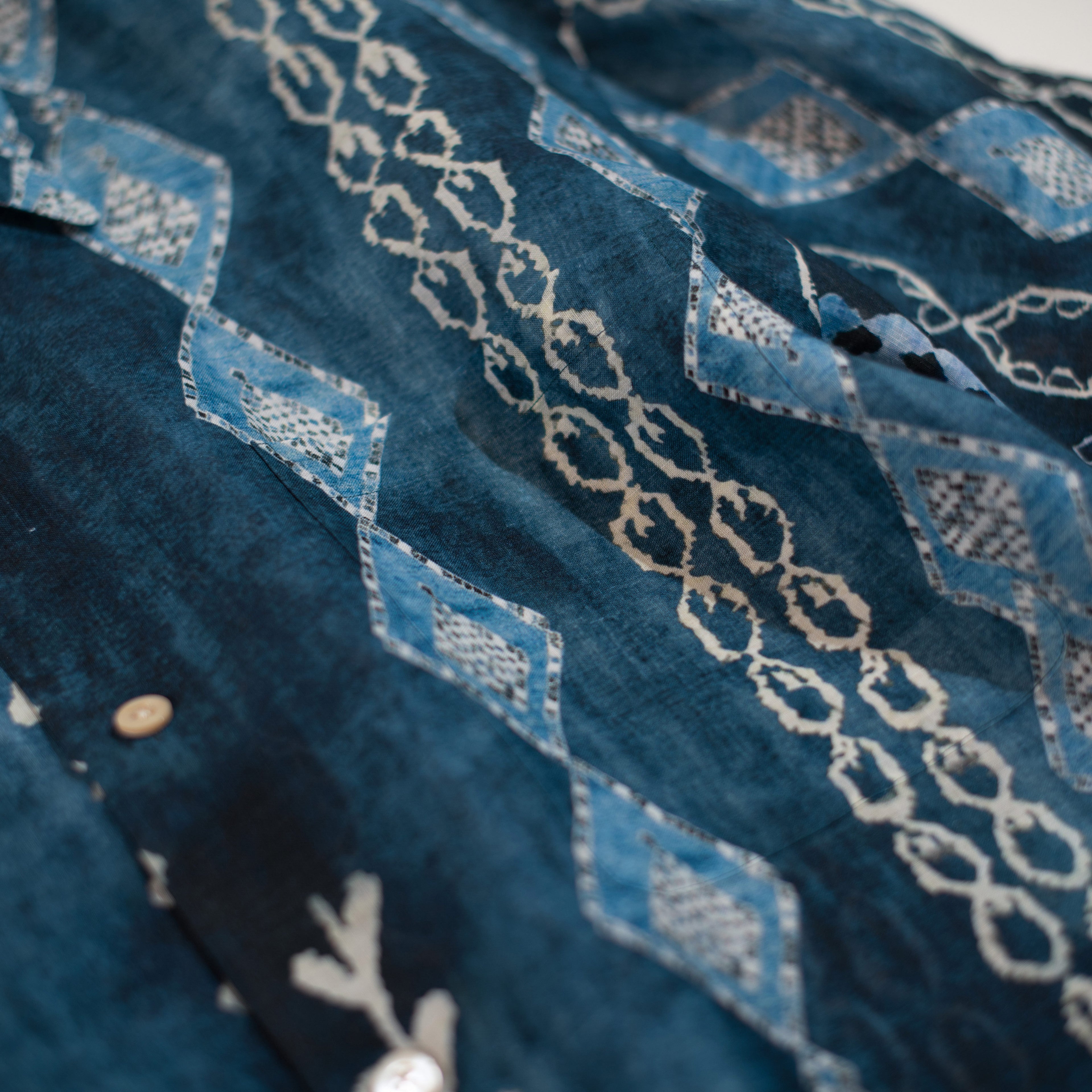 Vintage Printed Tencel-Ramie Shirt – Ultra-Thin Long Sleeve Loose Fit (Unisex)