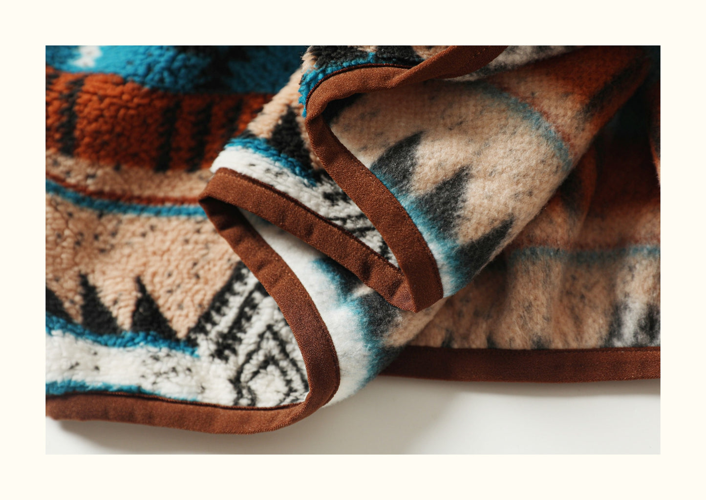 Fair Isle Lamb-Wool Stand-Collar Half-Zip Sweater – Loose Fit Unisex