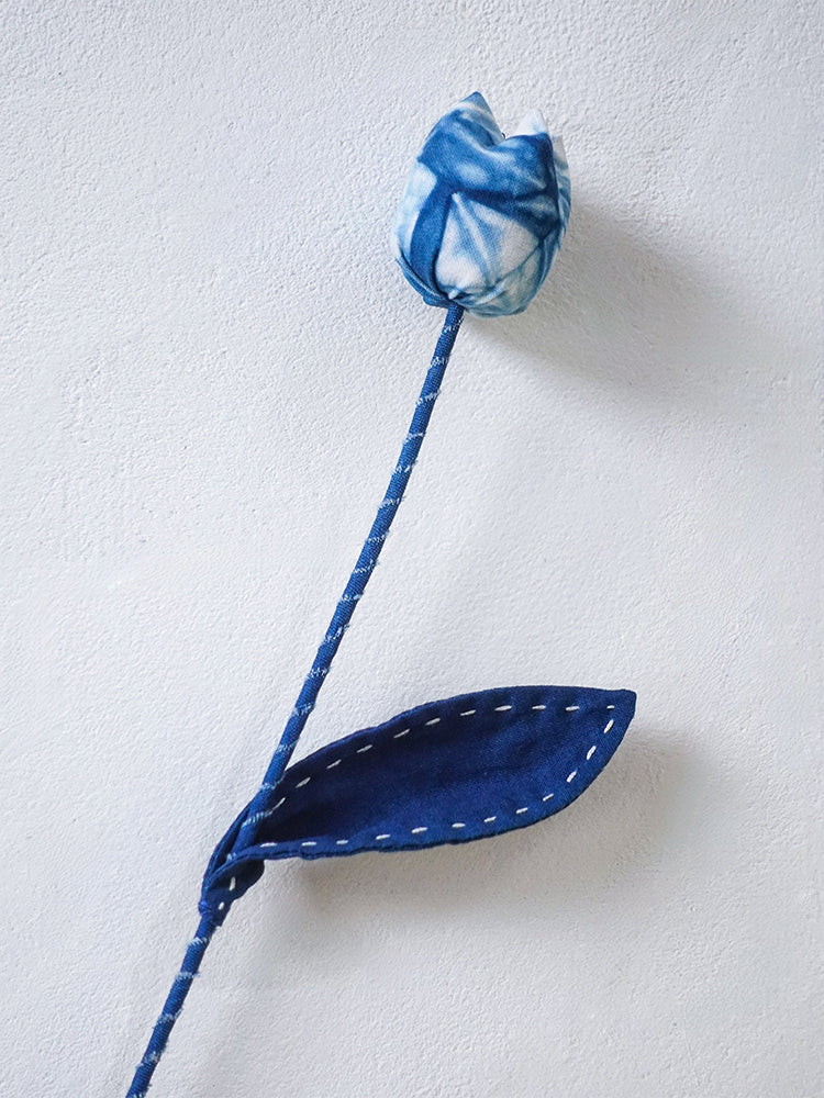 Tie-Dye Creative Gift Tulip Handmade DIY Fabric Artificial Flower Blue-Dye Environmental Creative Home Decor Homestay Soft Decoration Ornament