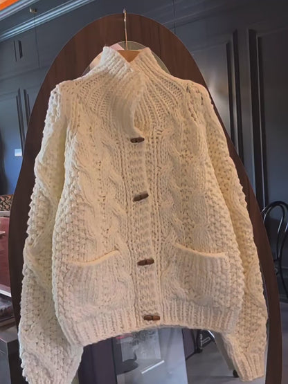 Women's 2025 Winter Vintage Cable Knit Sweater Coat - Handmade Thick Knit Turn-Down Collar Horn Button Lazy Cardigan