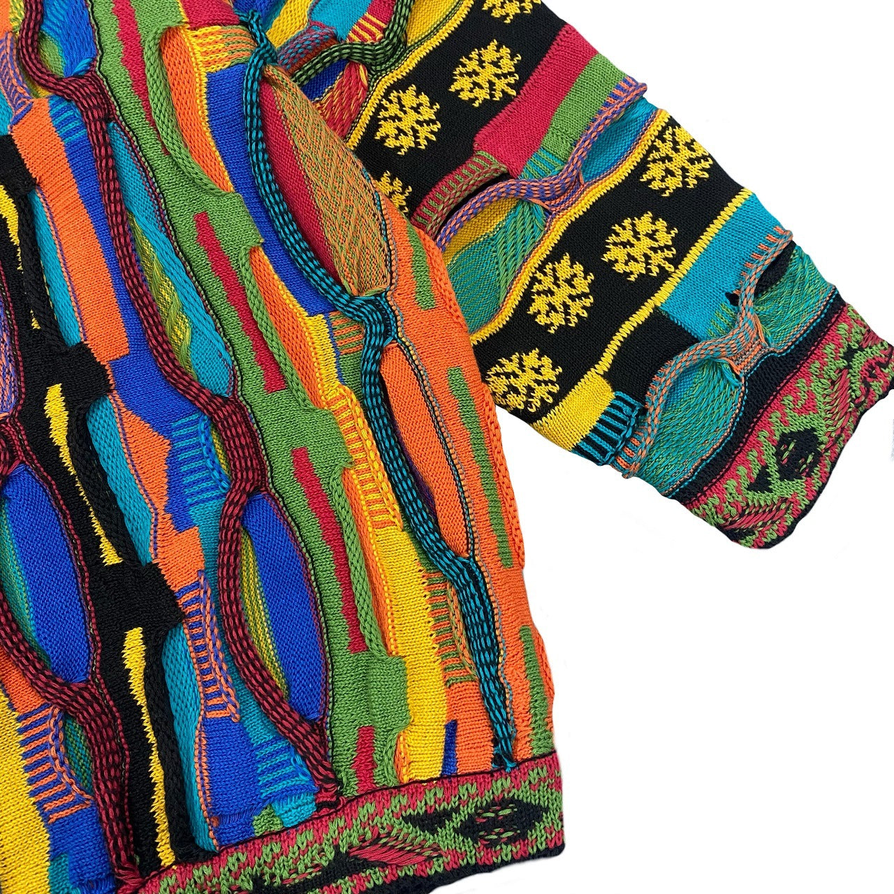 Heavy industry bitter gourd pattern round neck retro three-dimensional wave contrast color sweater  Christmas Snowflakes